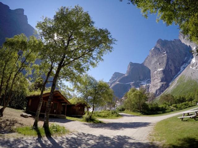 Trollveggen Camping Åndalsnes エクステリア 写真