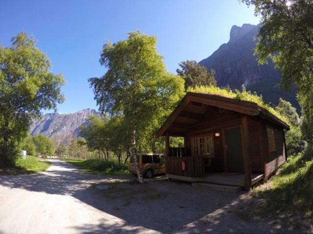 Trollveggen Camping Åndalsnes エクステリア 写真